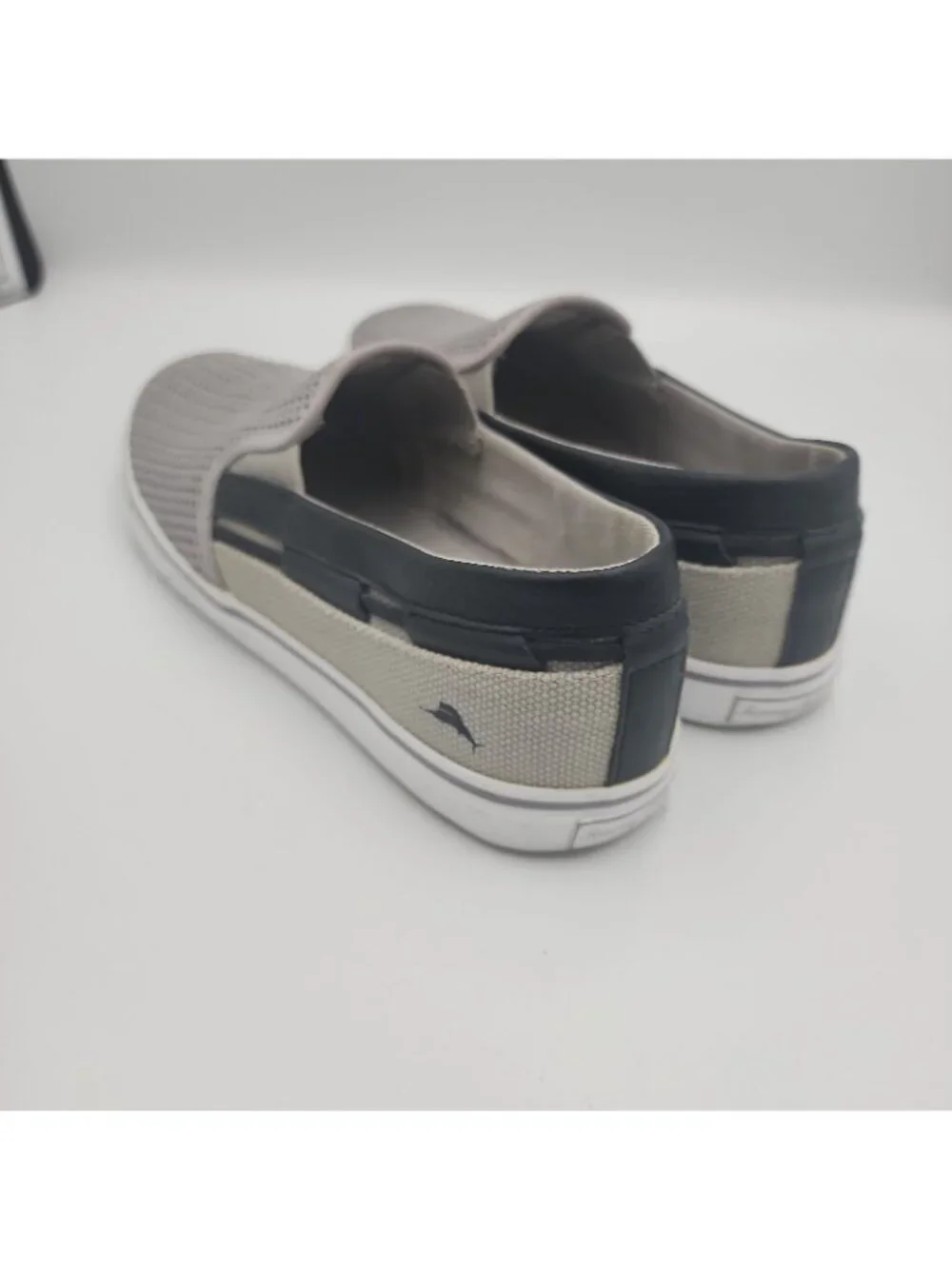 Tommy Bahama Beach Slip On Leather Deck Boat Shoes US Sz 10 D Mens Gray